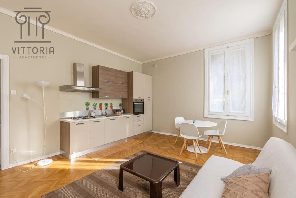 Vittoria Apartments: Viale Dante Vicenza Exteriér fotografie